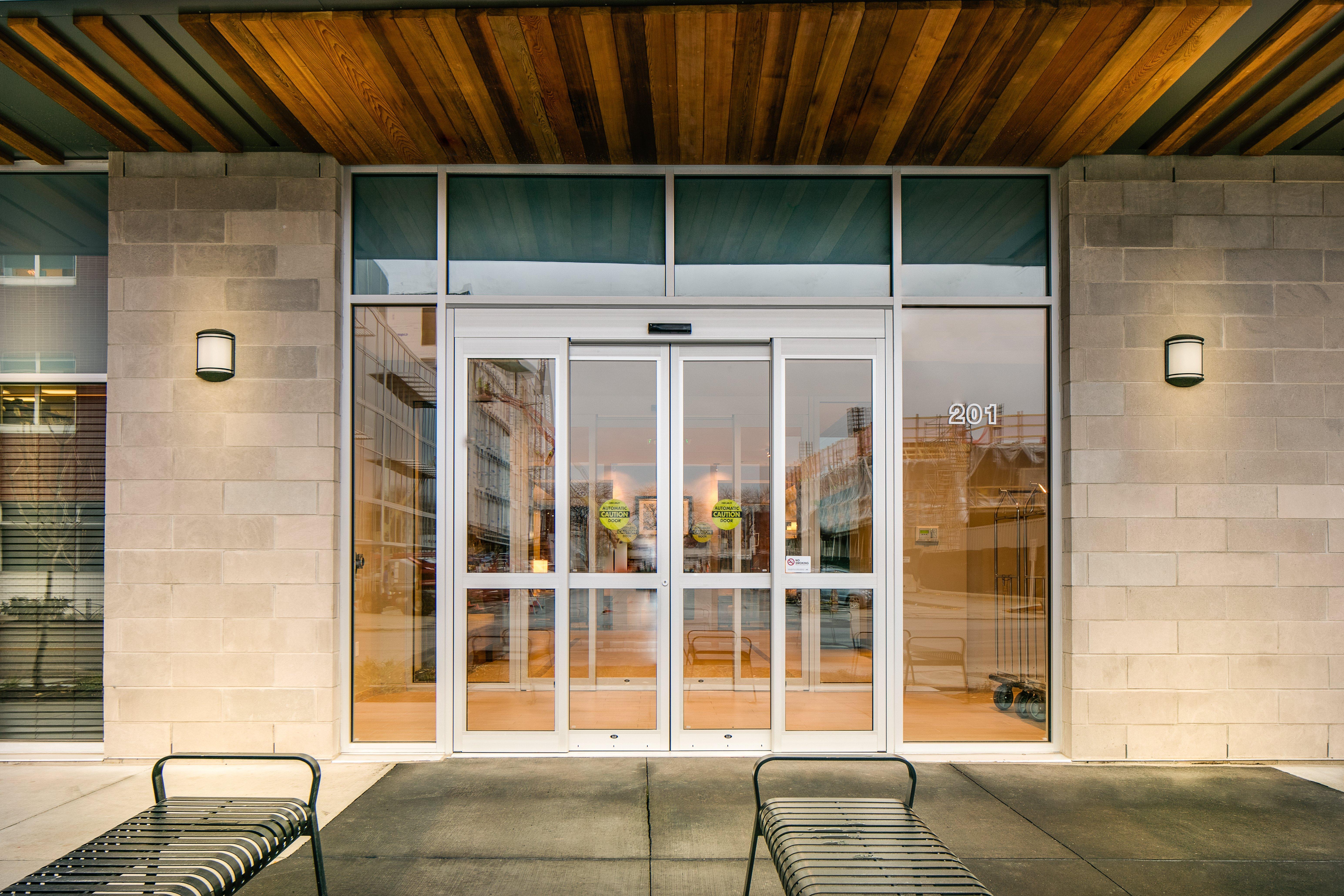 Staybridge Suites Des Moines Downtown By Ihg Екстер'єр фото