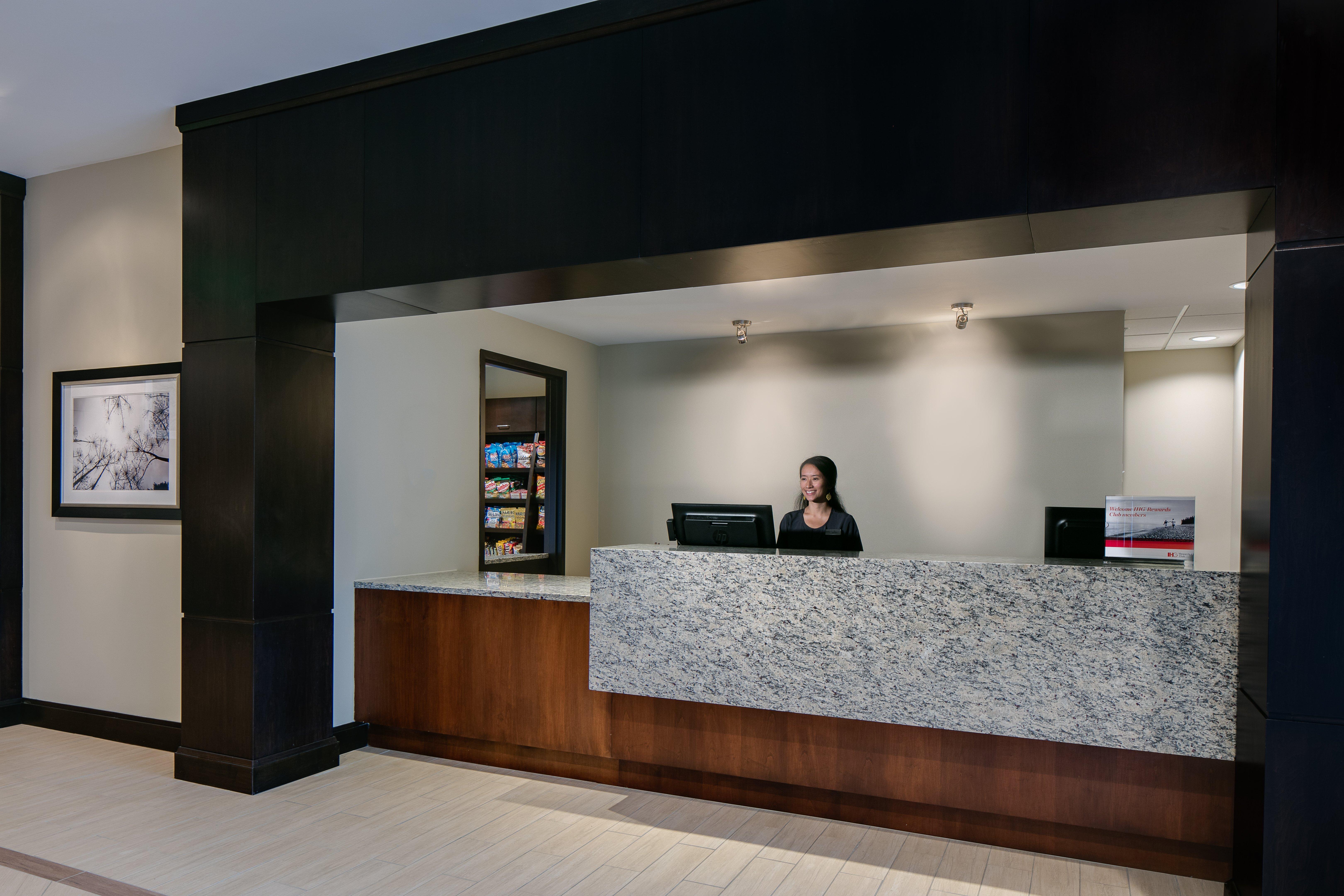 Staybridge Suites Des Moines Downtown By Ihg Екстер'єр фото