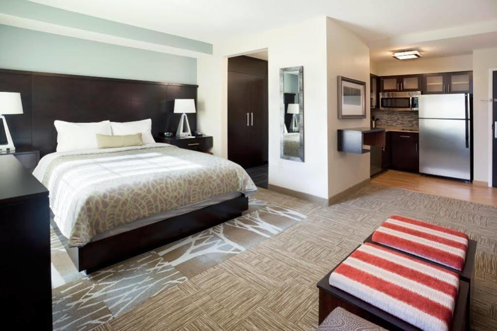 Staybridge Suites Des Moines Downtown By Ihg Екстер'єр фото